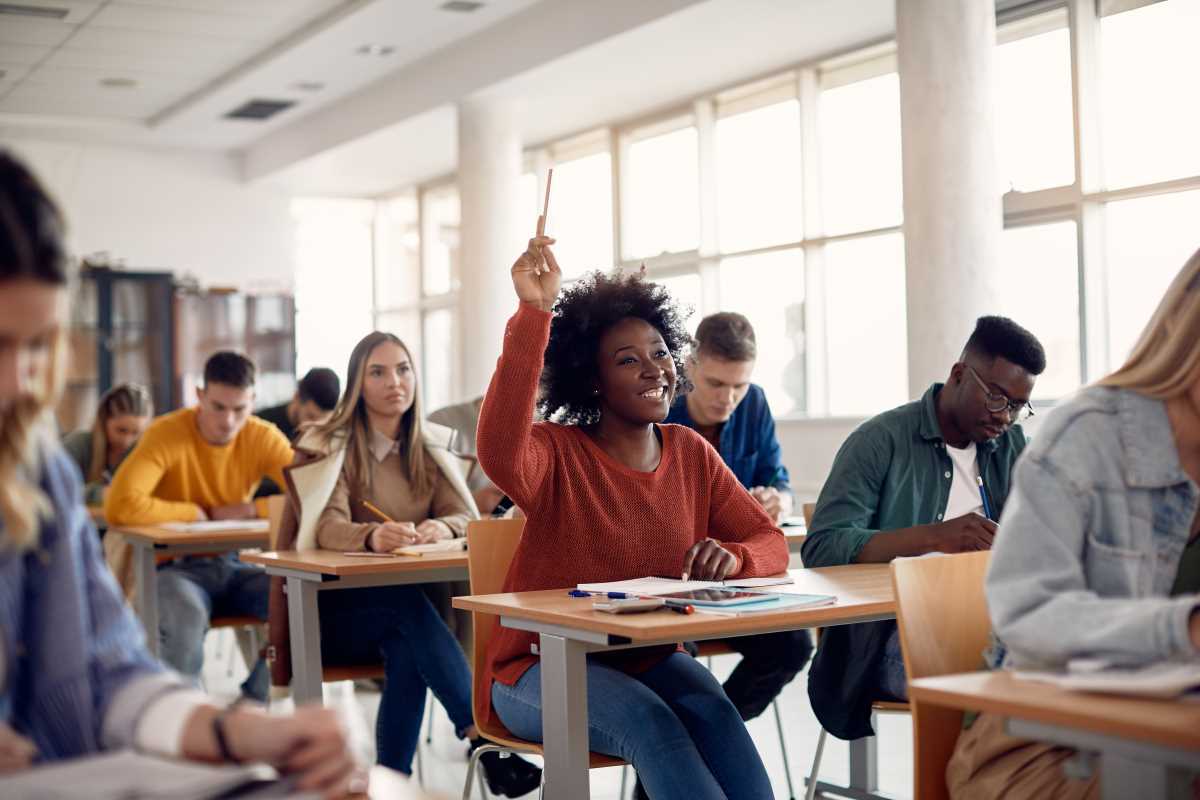 Standing Out in the Crowd: How Honors Programs Can Elevate Your Academic Experience