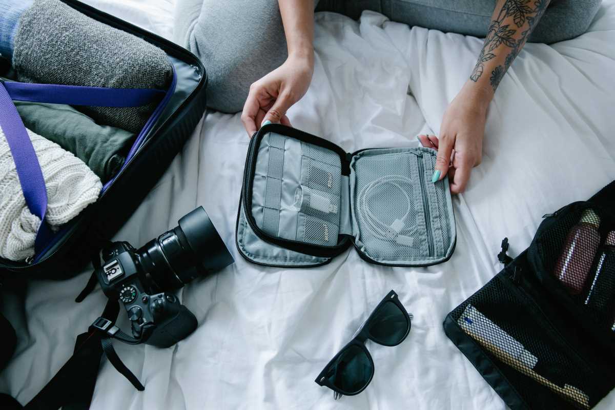 How to Keep Motion Sickness At Bay on Your Next Flight